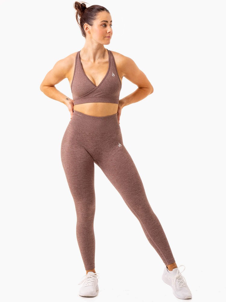 Ryderwear Essential Seamless Cross Over Sports Bra Čokolády | WICV-03872