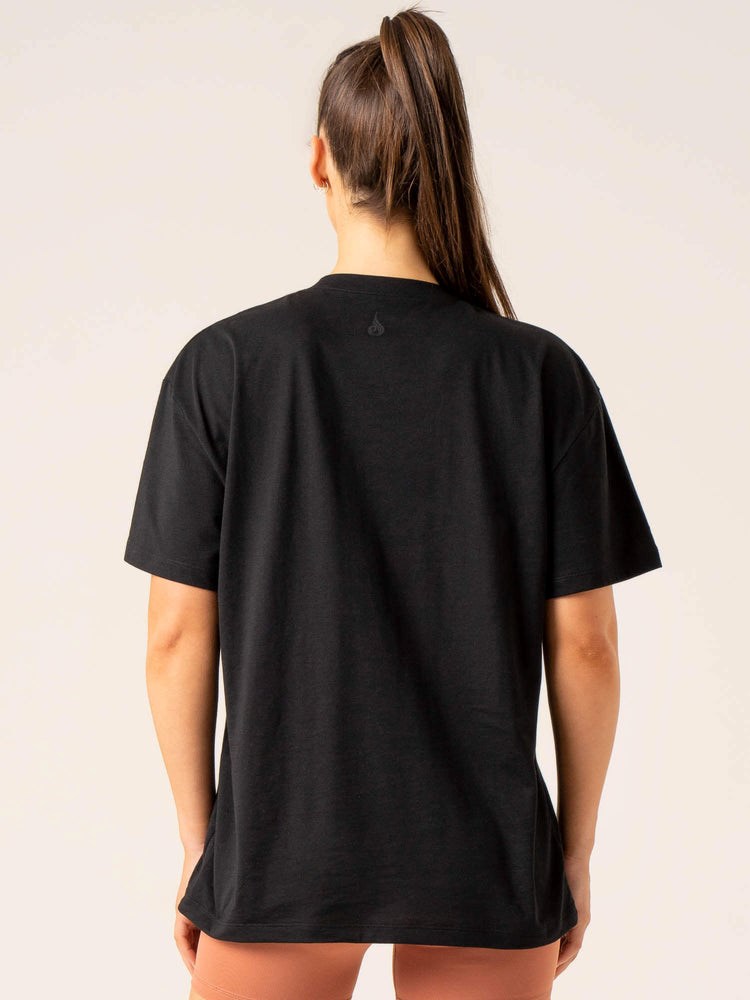 Ryderwear Momentum Oversized T-Shirt Černé | MQVD-12574