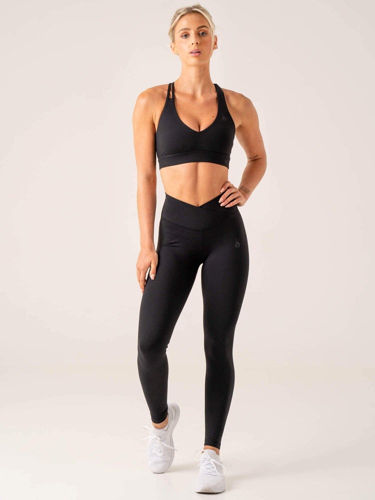 Ryderwear Momentum V-Neck Sports Bra Černé | NEBY-19380