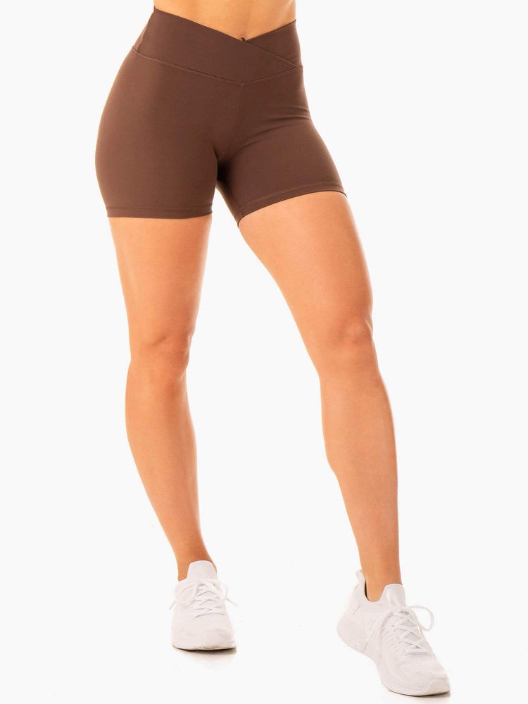 Ryderwear Serene Cross Over Scrunch Shorts Čokolády | CDJF-61250