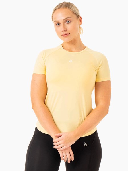 Ryderwear Level Up Tréninková T-Shirt Butter | YRZP-81930